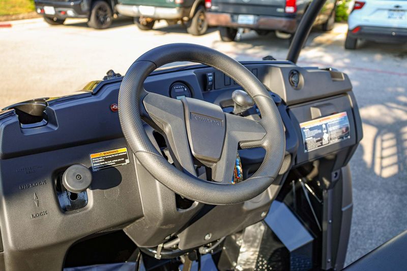 NEW 2026 KAWASAKI MULE SX 4X4  in a SUPER BLACK exterior color. Family PowerSports (877) 886-1997 familypowersports.com