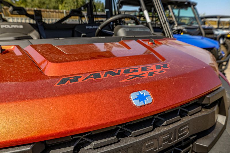 2025 Polaris RANGER CREW XP 1000 PREMIUM  ORANGE RUSTImage 2