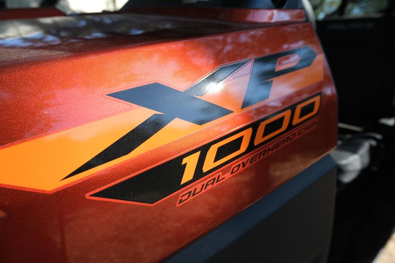 2025 Polaris RANGER CREW XP 1000 PREMIUM ORANGE RUSTImage 3