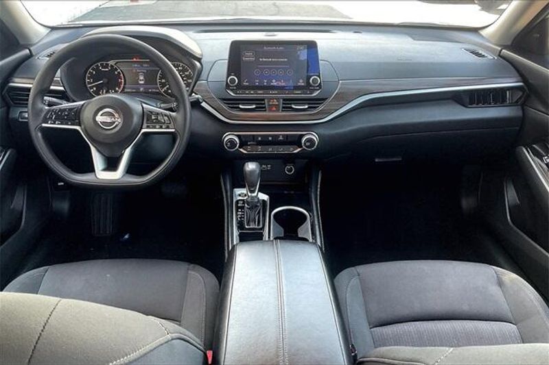 2023 Nissan Altima 2.5 SVImage 15