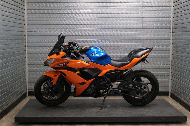 USED 2018 KAWASAKI NINJA 650 Image 6