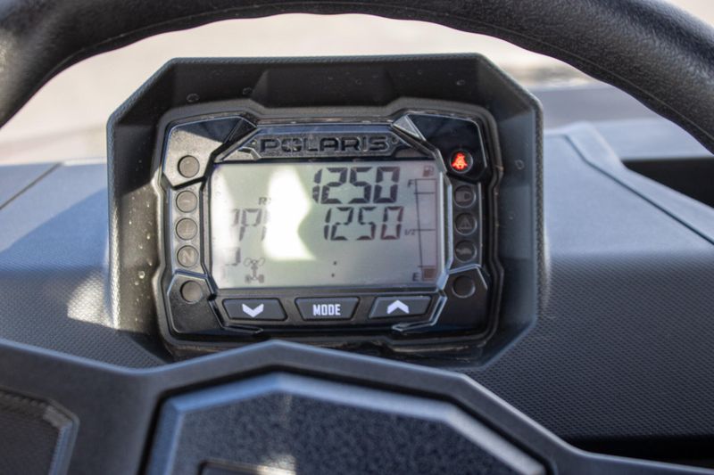 NEW 2026 POLARIS RANGER CREW 1000 PREMIUM Image 18
