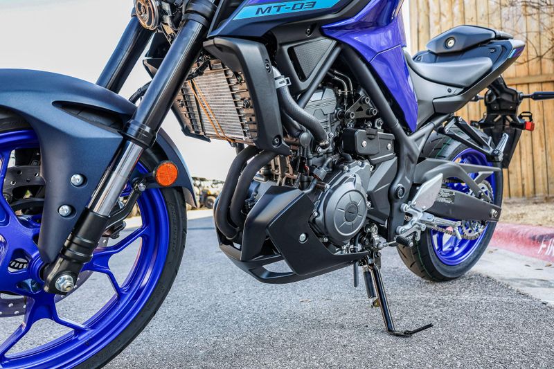 2025 Yamaha MT03 TEAM BLUE Image 9