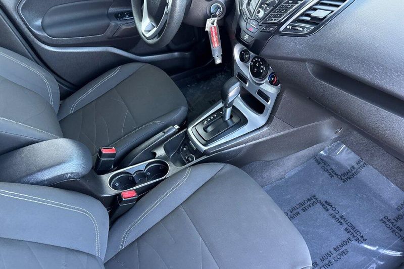 Used 2019 Ford Fiesta SEImage 14