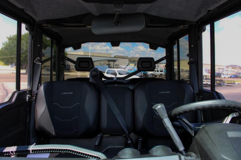 2025 Can-Am DEFENDER MAX LIMITED CAB HD10 WILDLAND CAMO Image 8