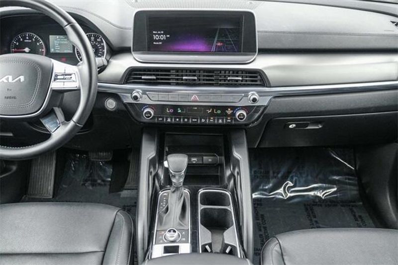 Used 2022 Kia Telluride LXImage 14