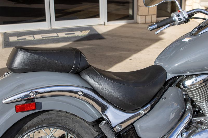 NEW 2025 SUZUKI BOULEVARD C50 Image 11