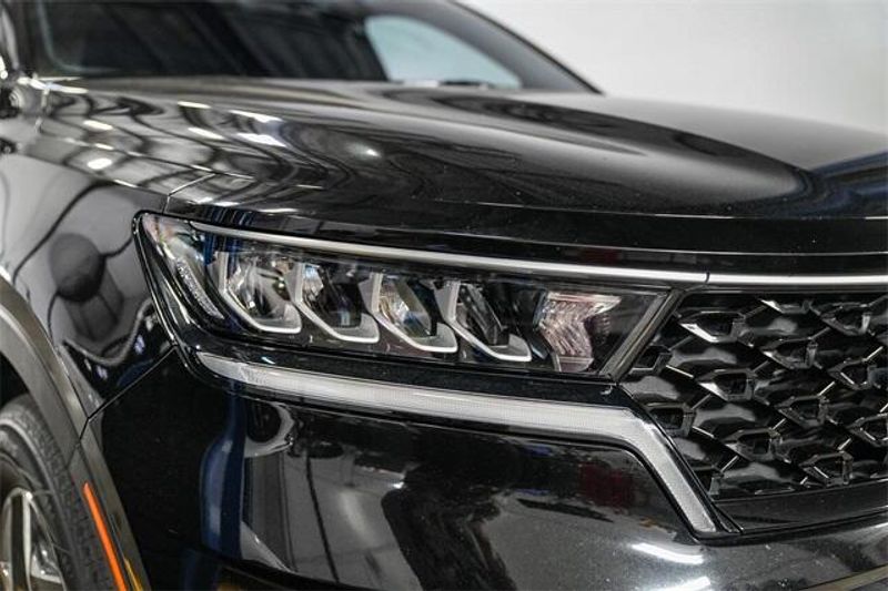 Used 2023 Kia Sorento Hybrid EXImage 10