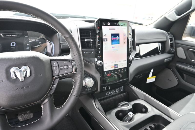 2025 RAM 1500 RebelImage 30