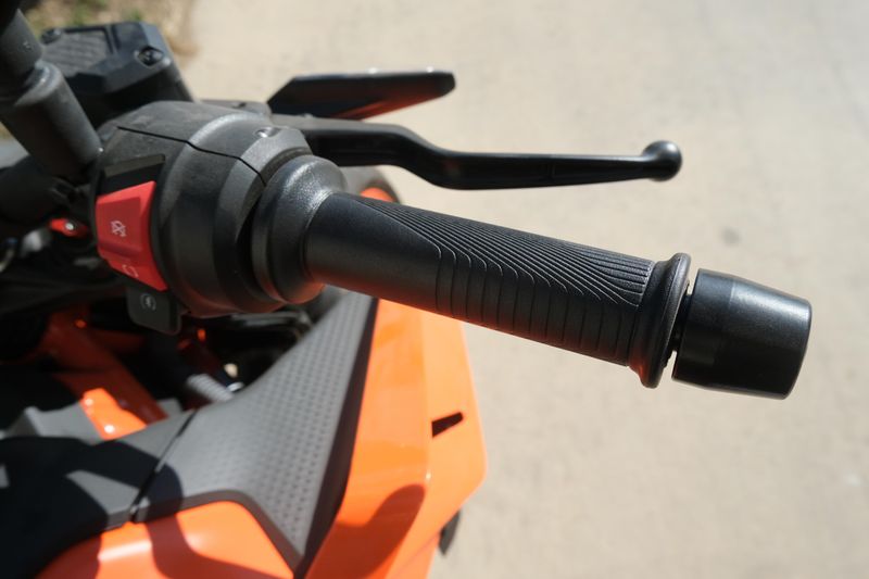 NEW 2025 KTM 390 DUKE Image 15