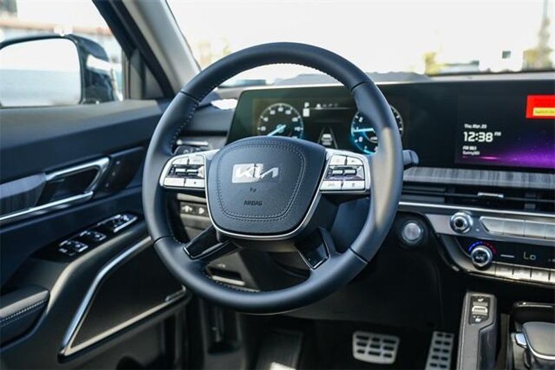 2025 Kia Telluride SXImage 8