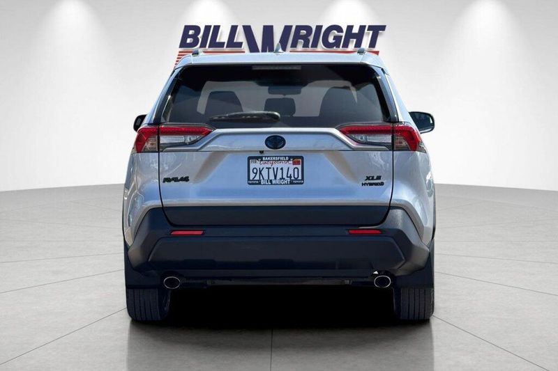 Used 2024 Toyota RAV4 Hybrid XLE PremiumImage 4