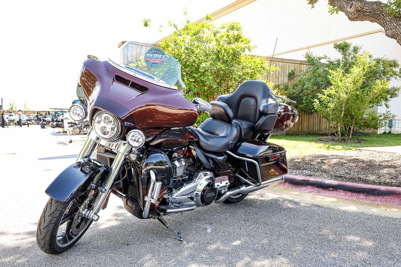 2019 HARLEY LIMITED ELECTRIC GLIDE CVO LIMITED  ROOT BEER Image 30