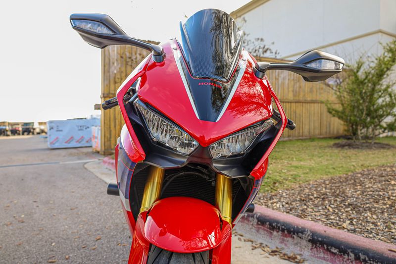 USED 2022 HONDA CBR1000RR ABS Image 18