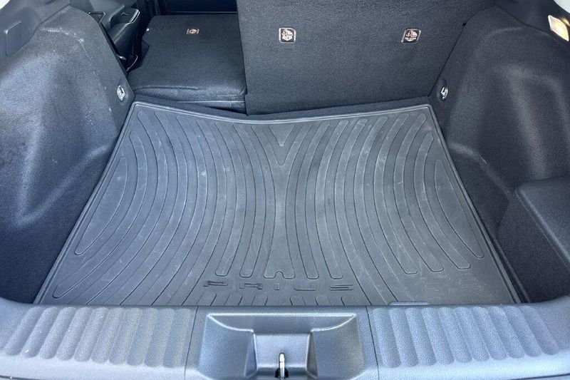 Used 2023 Toyota Prius XLEImage 14