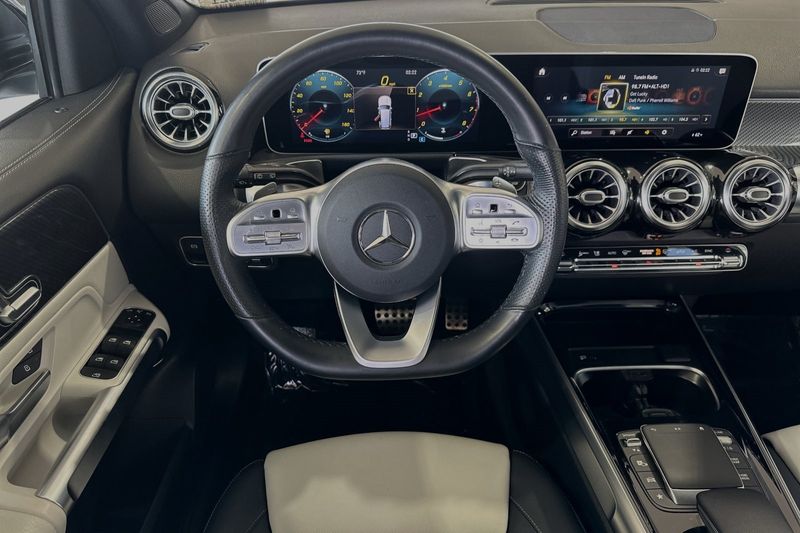 2021 Mercedes-Benz GLB 250Image 11