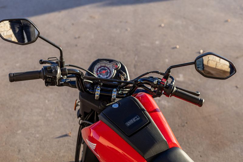 2025 Honda Navi Image 4