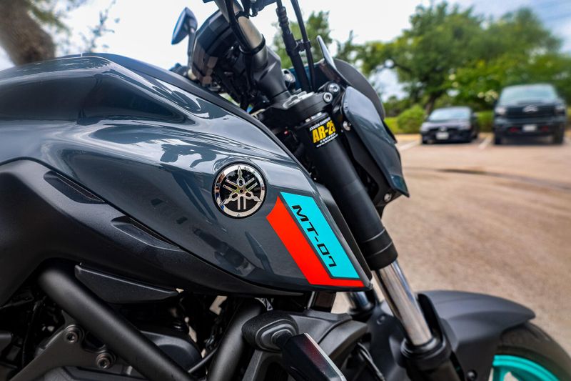 2022 Yamaha MT07  GRAY Image 2