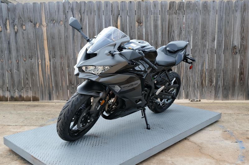 NEW 2026 KAWASAKI NINJA ZX4RR ABS Image 7