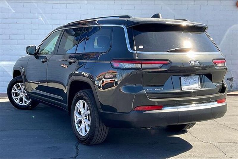 Used 2021 Jeep Grand Cherokee L LimitedImage 10