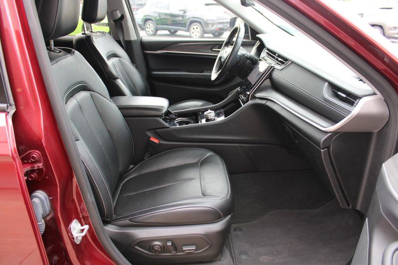 2021 Jeep Grand Cherokee Limited photo 24