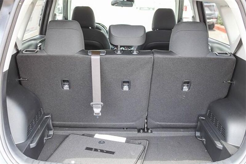 New 2025 Kia Soul LXImage 27