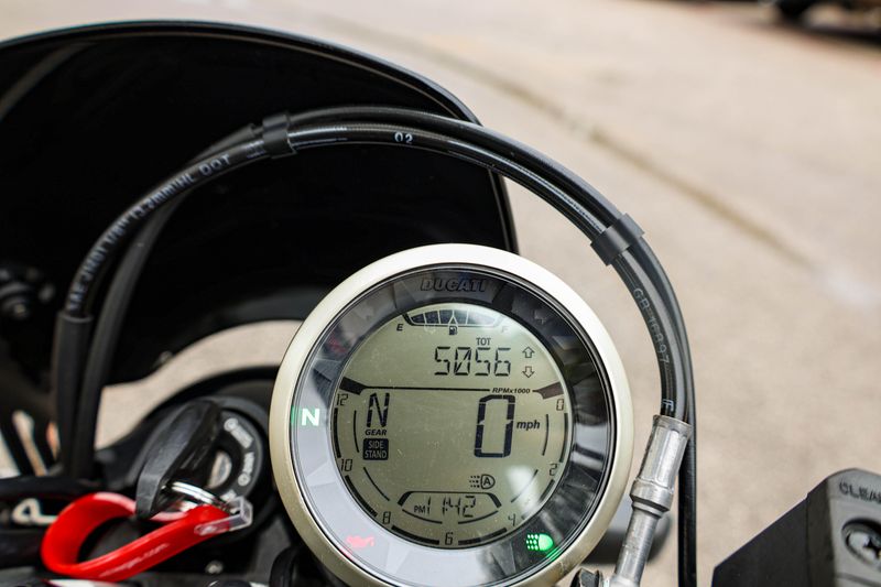 USED 2021 DUCATI SCRAMBLER 1100 Image 8