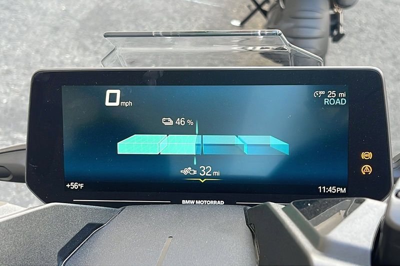 2022 BMW CE 04Image 16