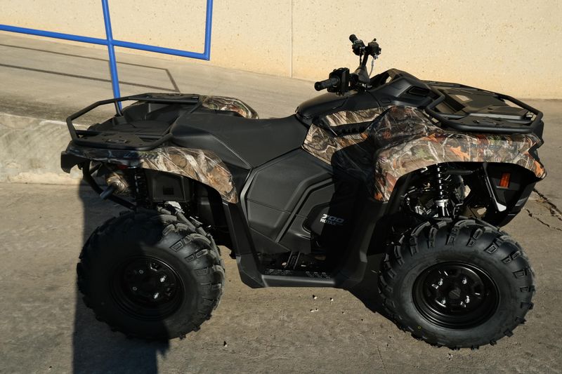 NEW 2026 CAN-AM OUTLANDER DPS 700 Image 2