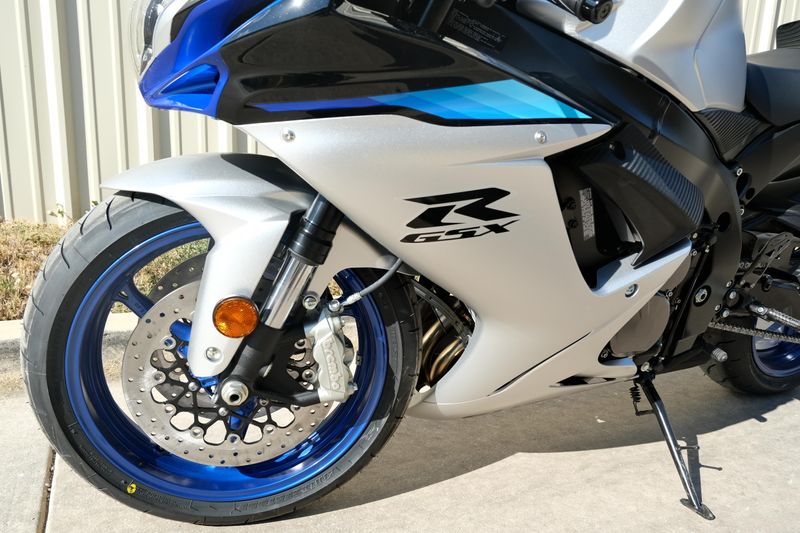 NEW 2026 SUZUKI GSXR600 Image 11