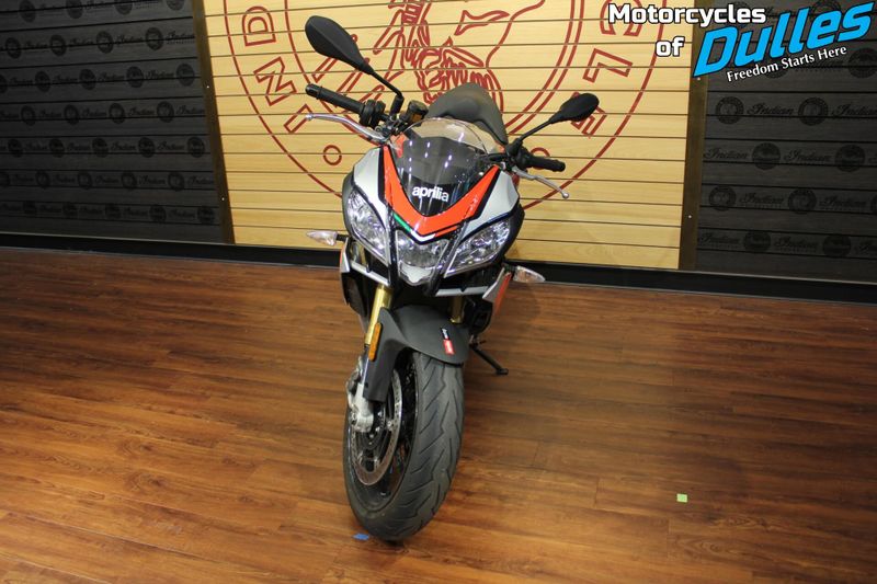 Used 2018 Aprilia Tuono V4 1100 RR Image 3