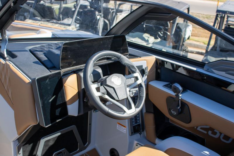 NEW 2026 MALIBU WAKESETTER M230 Image 45