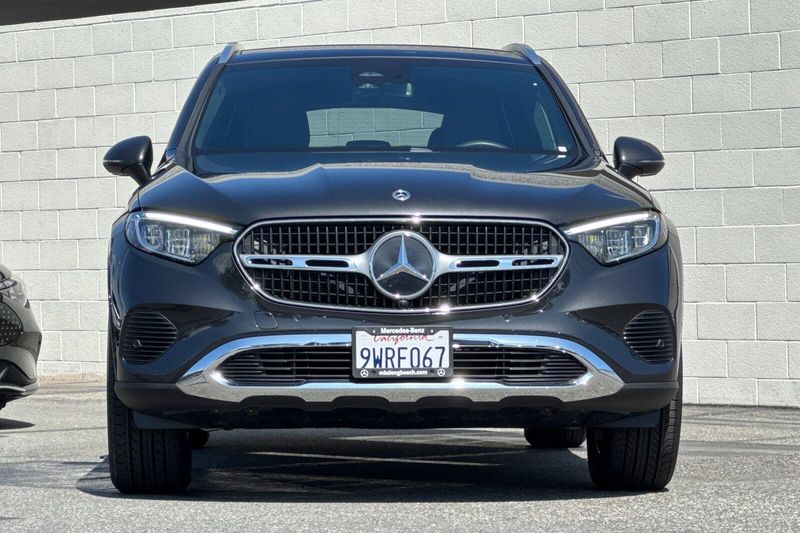 Used 2026 Mercedes-Benz GLC 300Image 9