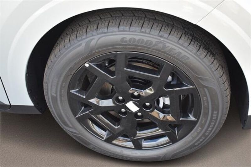 New 2026 Kia Carnival SX PrestigeImage 11