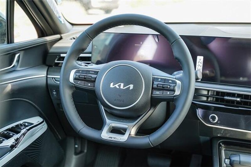 New 2026 Kia K5 GT-LineImage 8