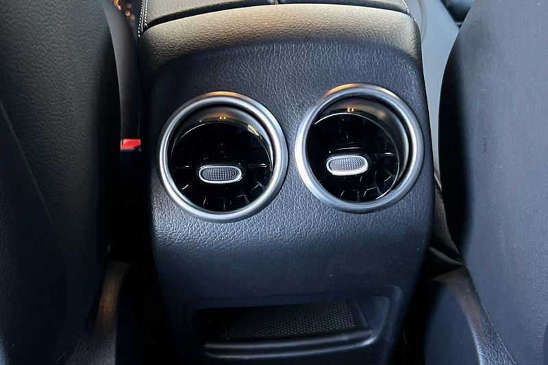 2023 Mercedes-Benz EQB 250+Image 14