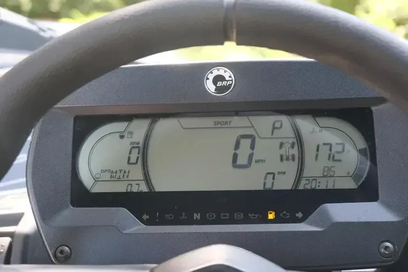 NEW 2025 CAN-AM MAVERICK X3 MAX X RS TURBO RR Image 14