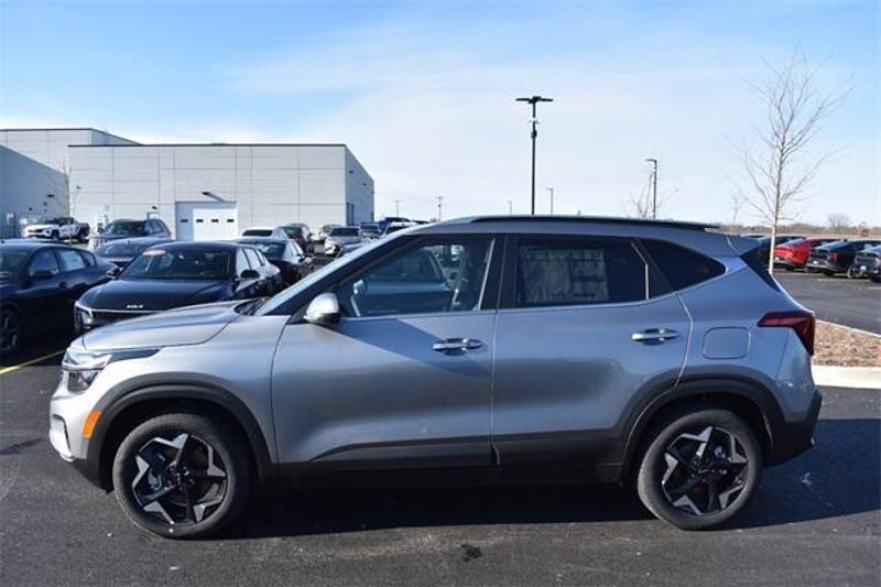 2025 Kia Seltos EXImage 6