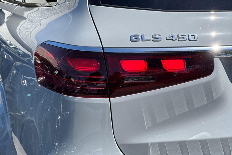 New 2026 Mercedes-Benz GLS 450Image 7
