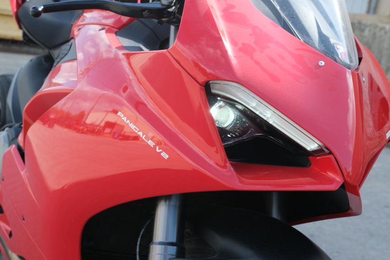 2020 Ducati PANIGALE V2 RED Image 25