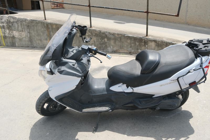 2018 Suzuki BURGMAN 650 ABS WHITE Image 7