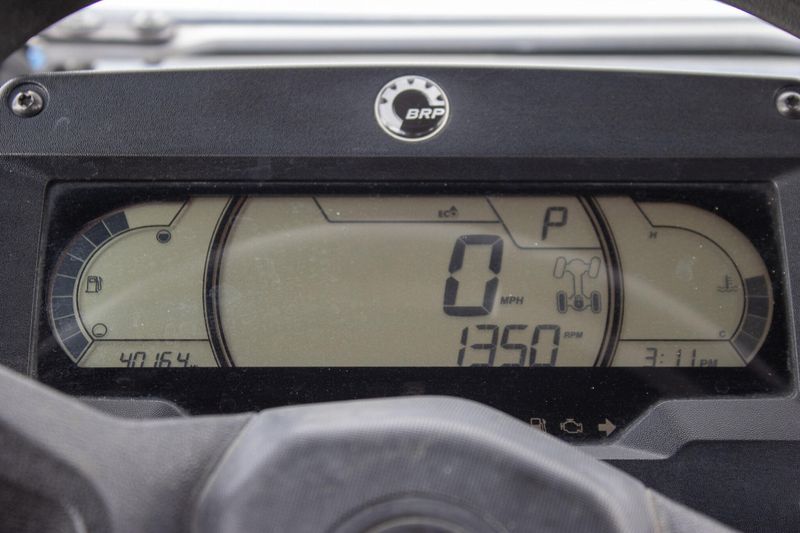USED 2022 CAN-AM COMMANDER MAX XT 1000R Image 19