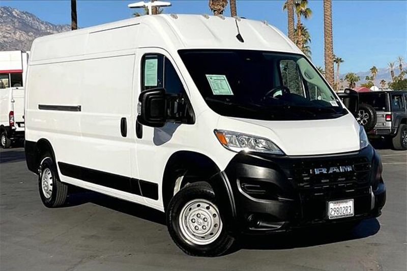 2023 RAM ProMaster 2500 High RoofImage 12