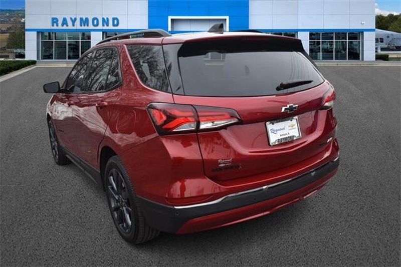 Used 2022 Chevrolet Equinox RSImage 5