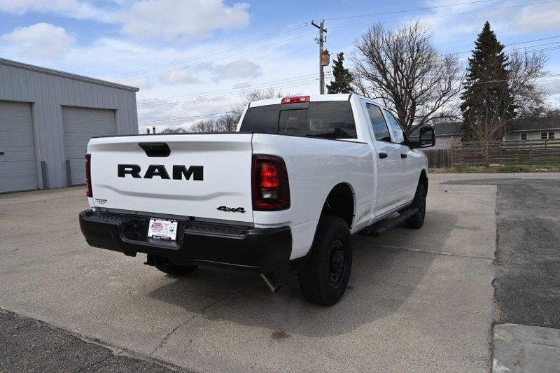 2025 RAM 2500 TradesmanImage 8