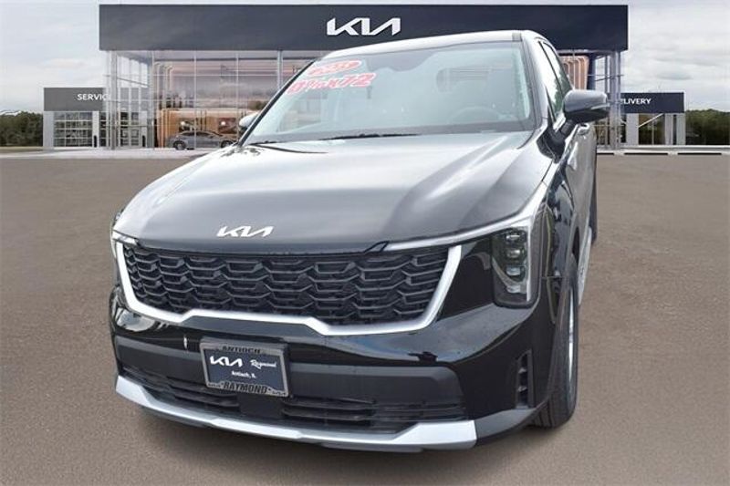 New 2025 Kia Sorento LXImage 7