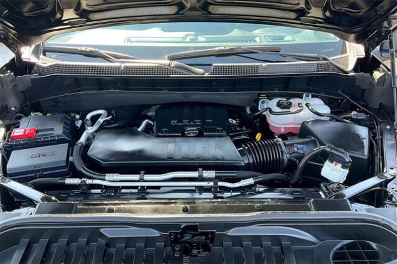 Used 2025 Chevrolet Silverado 1500 WTImage 8