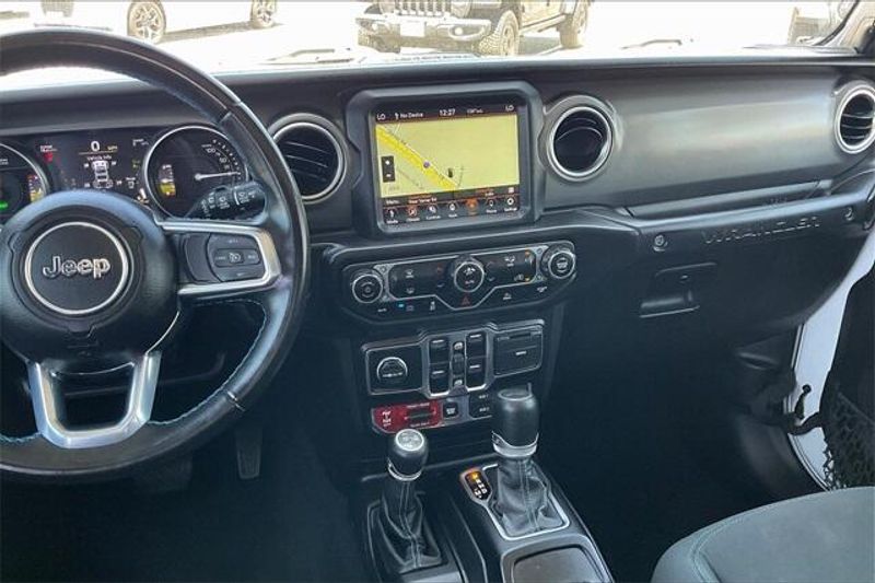Used 2022 Jeep Wrangler 4xE Unlimited Rubicon 4xeImage 5