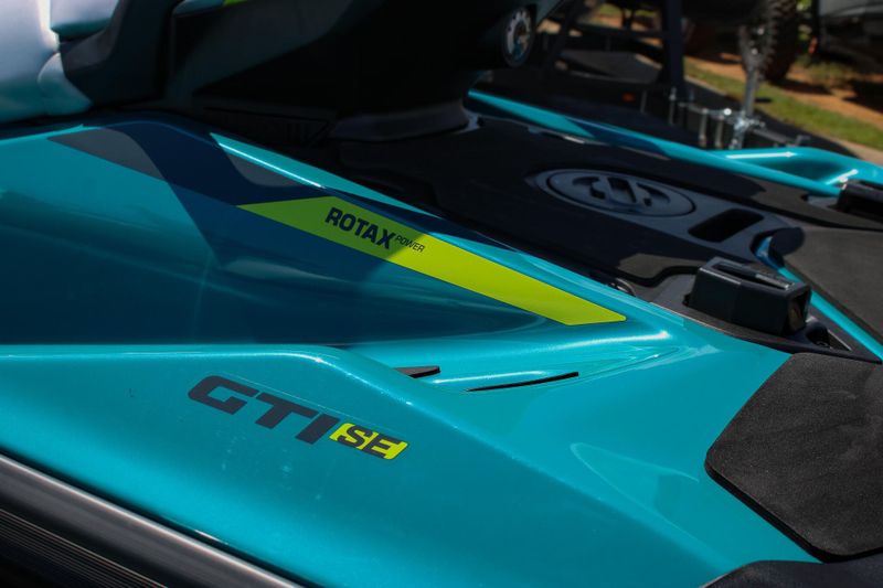 2025 SEADOO GTI SE 130 WITH SOUND SYSTEM IDF TEAL BLUE AND MANTA GREEN Image 19