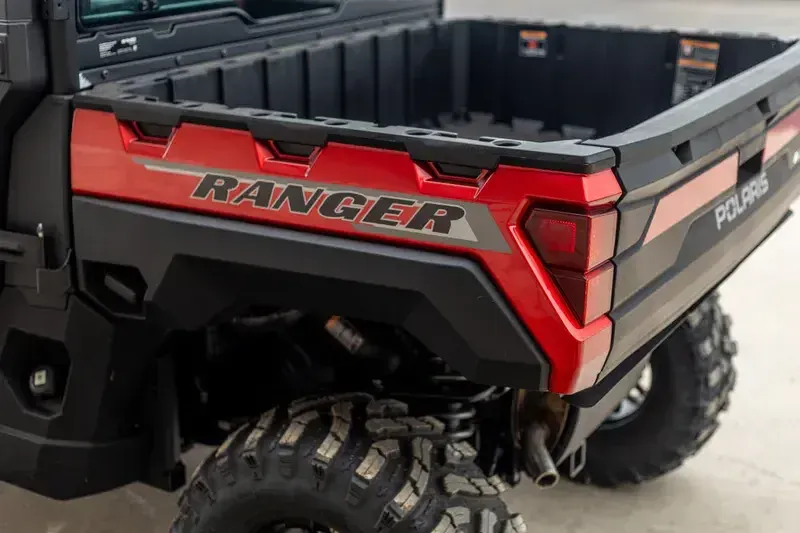 New 2026 Polaris RANGER CREW XP 1000 NORTHSTAR EDITION PREMIUM SUNSET RED Image 17